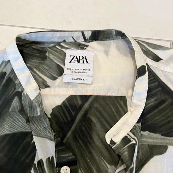 Zara Palm Frond Long Sleeve - Picture 2 of 2